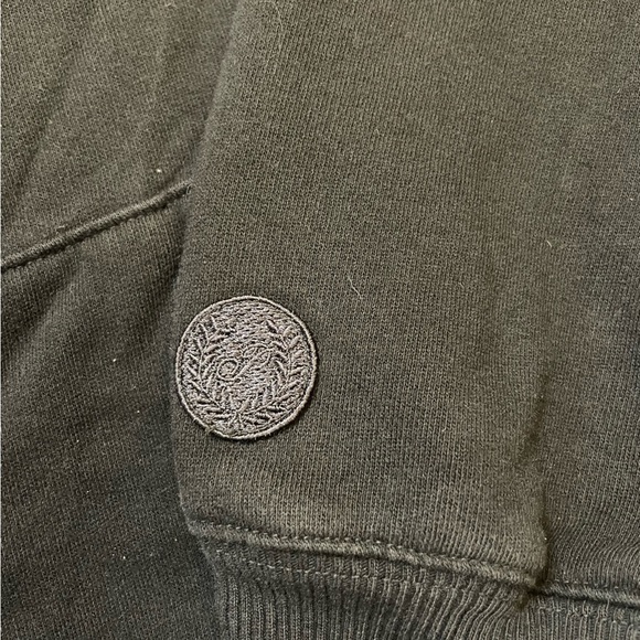 Pink size medium black sweatshirt hoodie - Picture 6 of 7